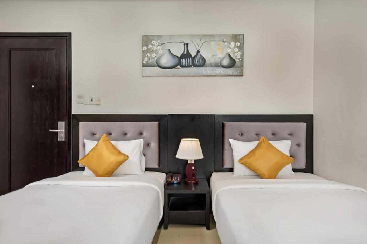 Golden Star Suite Hotel By Thg ดานัง ภายนอก รูปภาพ