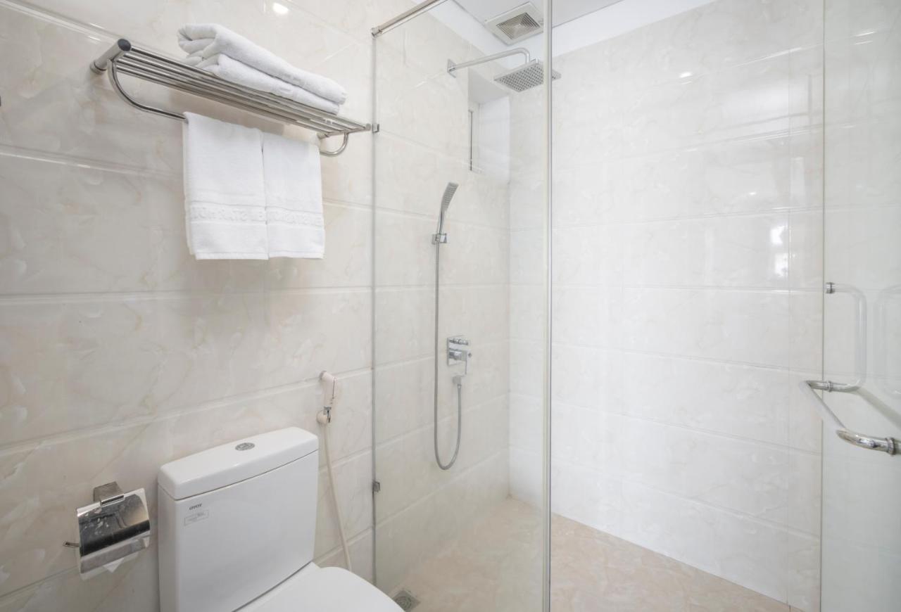 Golden Star Suite Hotel By Thg ดานัง ภายนอก รูปภาพ