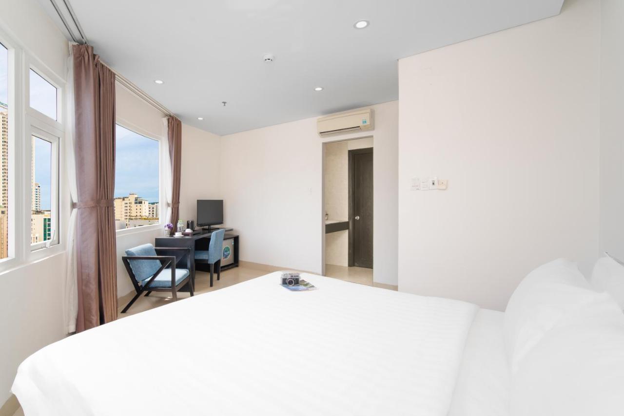 Golden Star Suite Hotel By Thg ดานัง ภายนอก รูปภาพ